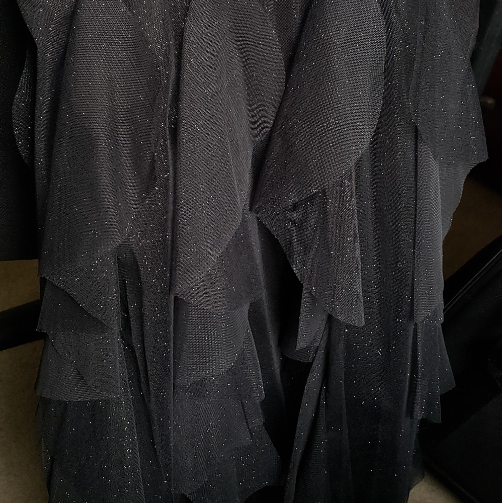 Girls formal dress NWOT - Picture 4 of 4